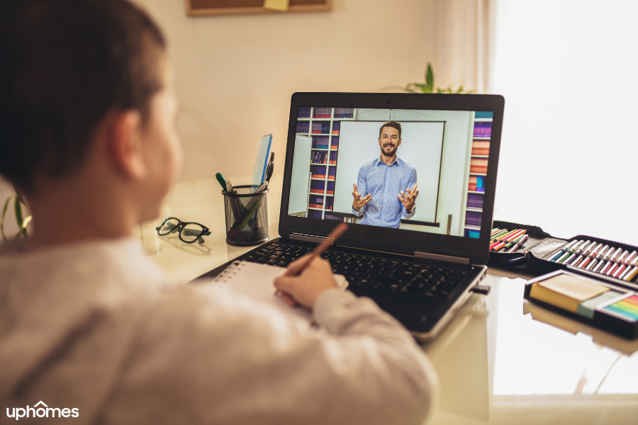 Remote Learning: Distance Learning Tips and Resources for Families with Students