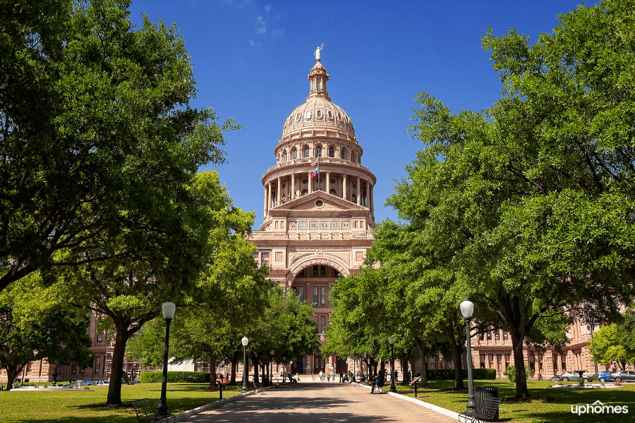 Texas state capitol building located in Austin, TX