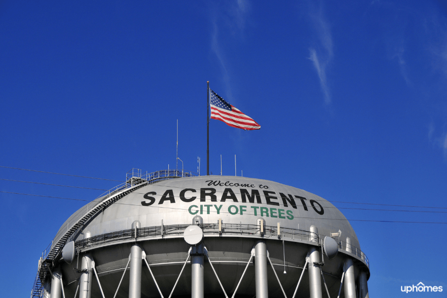 Welcome to Sacramento California the city of trees water tower