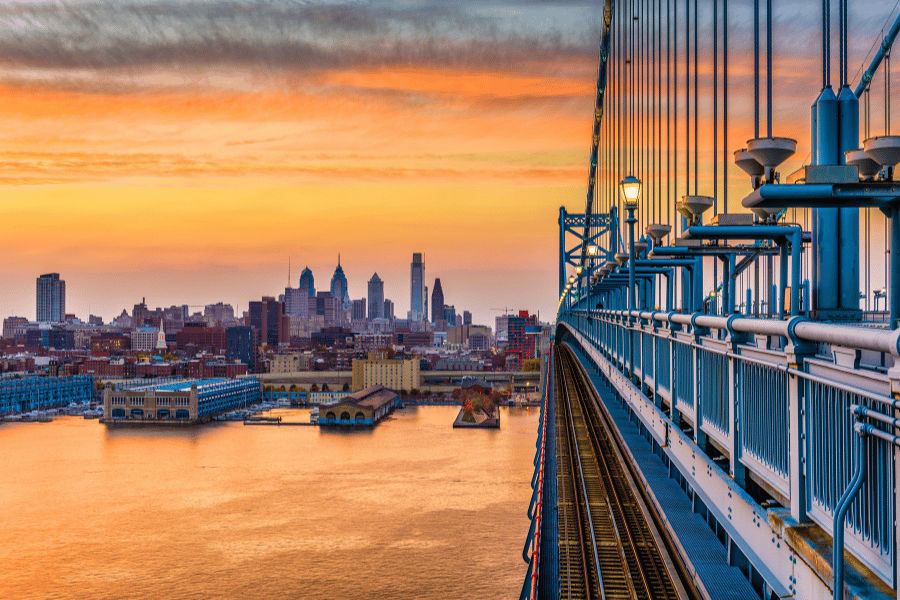 Image of downtown Philadelphia from the bridge