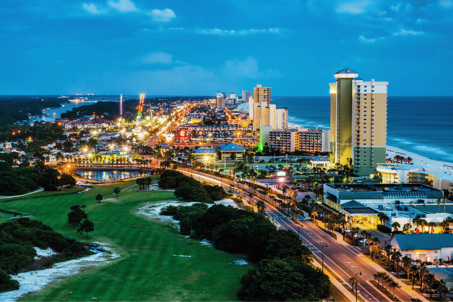 Have an amazing night in Pensacola with its fun-filled night-life opportunities.