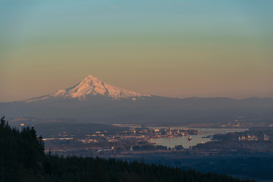 Enjoy stunning views and landscape all across the state of Washington
