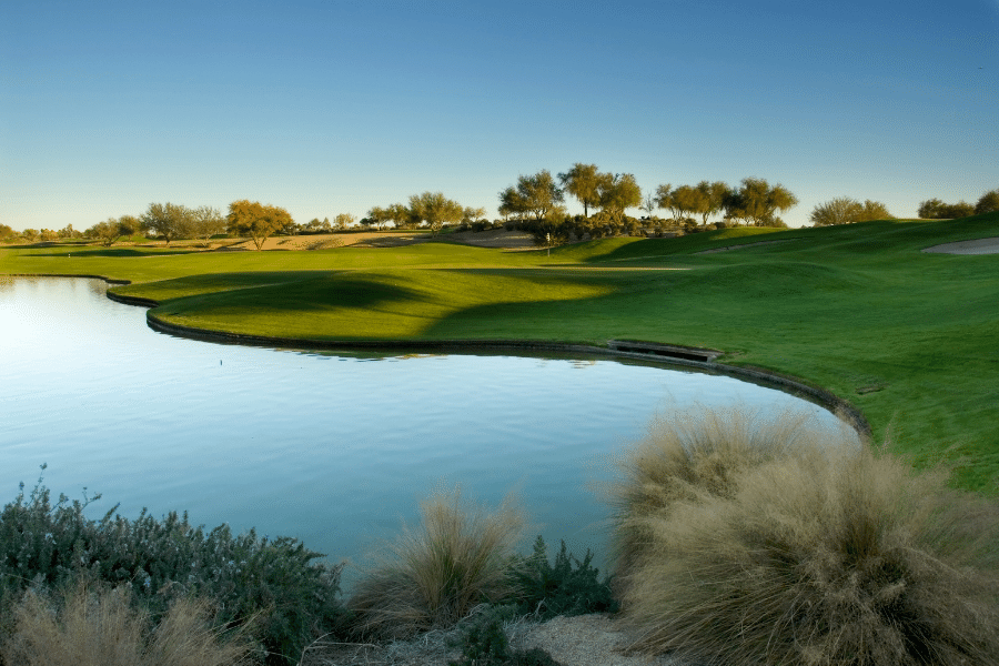 Golf course in Arizona with a pond 