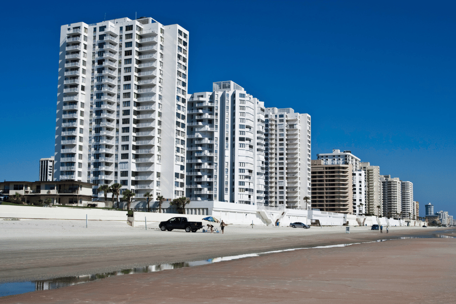 Buildings and cars at Daytona Beach, FL on a clear sunny day