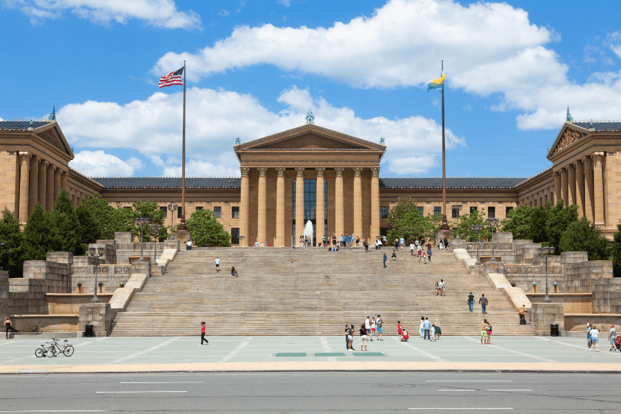 Image of the Philadelphia Museum of Art including its grand staircase to the front