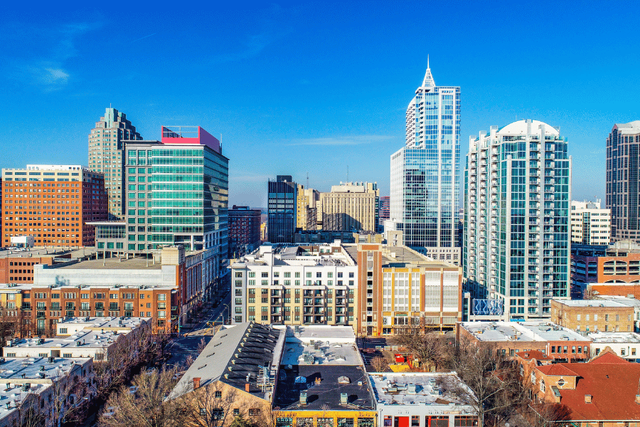 7 Fastest Growing Cities In The US {2023 Data}