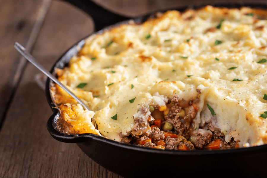 Shepherd's Pie Big serving of Shepherd's Pie in a cast iron skillet