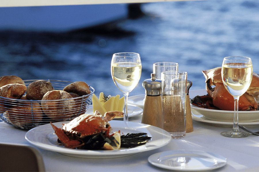 There's no better place to eat an amazing meal with great company than in Cape Coral.