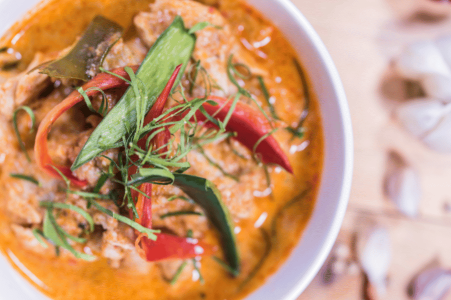 chicken-curry-thai-food.png chicken curry Thai food close up