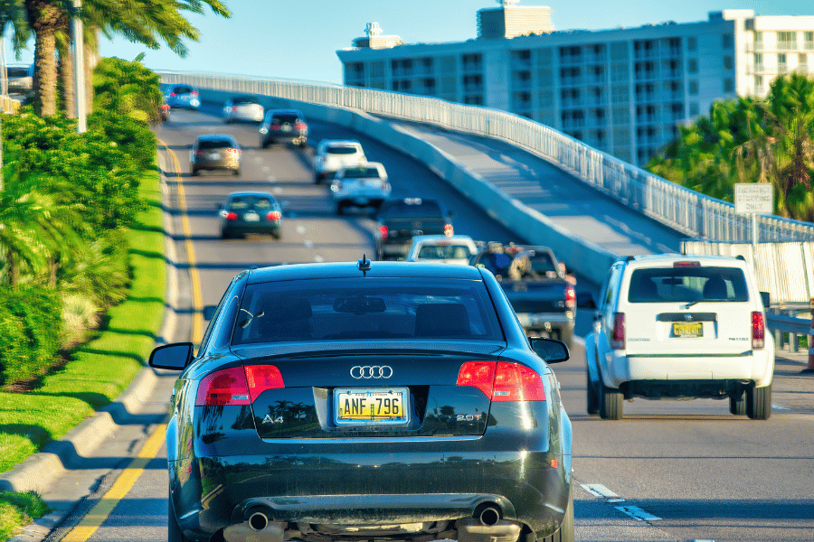 traffic in clearwater over the bridge cars transportation