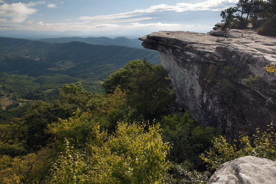 Appalachian Trail Image of top of mountain overlooking the Appalachian trail