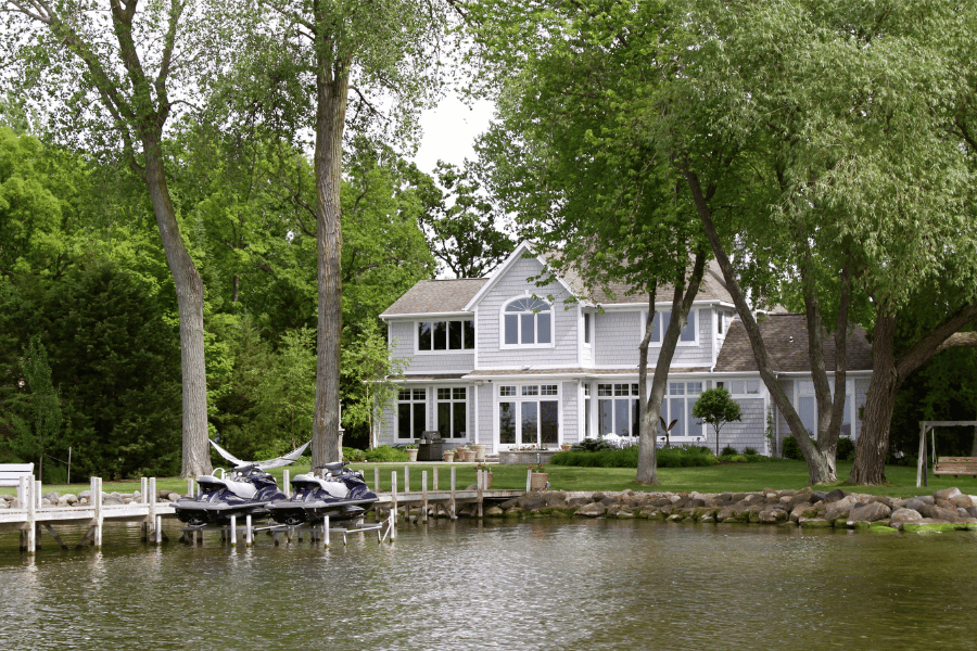 Beautiful Lakefront Home Beautiful Lakefront Home