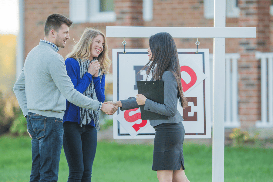 Work with a realtor to buy your next home Work with a realtor to buy your next home