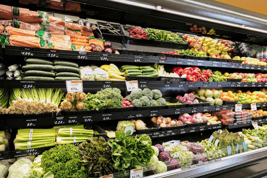 grocery-store-sterling-heights-mi.png Grocery store isle in Sterling Heights MI